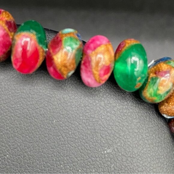 Boho Jade Quartz Stone Gemstone Necklace with Toggle Clasp - Picture 4 of 13